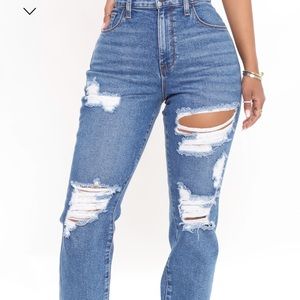 Fashion nova Mom jeans medium blue wash…